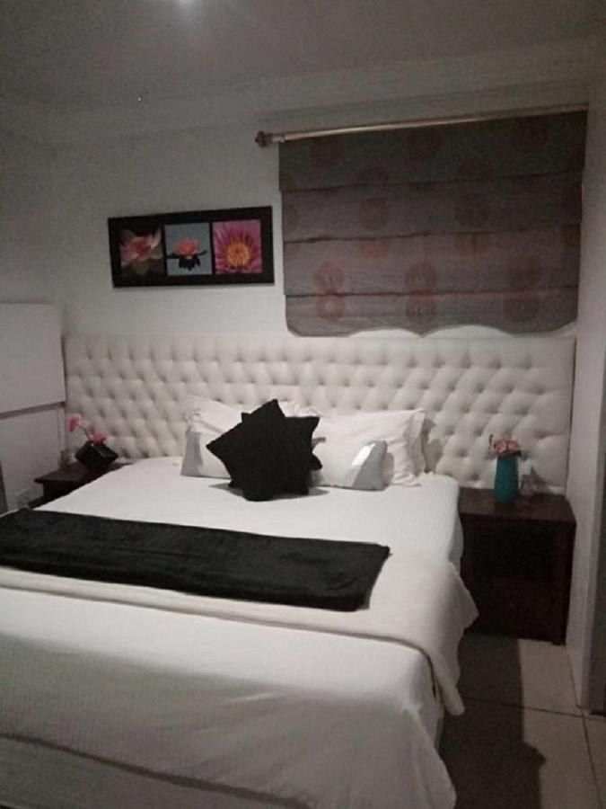 130 Market Bed And Breakfast Γιοχάνεσμπουργκ Εξωτερικό φωτογραφία