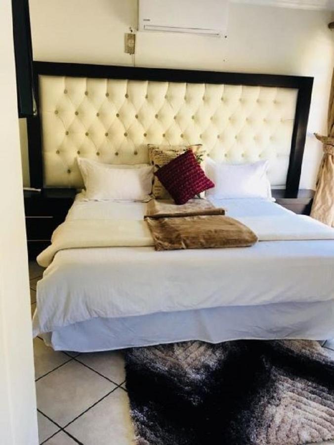 130 Market Bed And Breakfast Γιοχάνεσμπουργκ Εξωτερικό φωτογραφία
